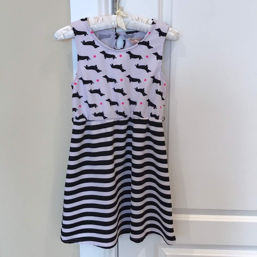 Girl’s dress